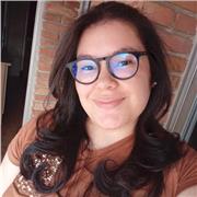 Estudiando inglés en nivel intermedio, experiencia en el cuidado de niños